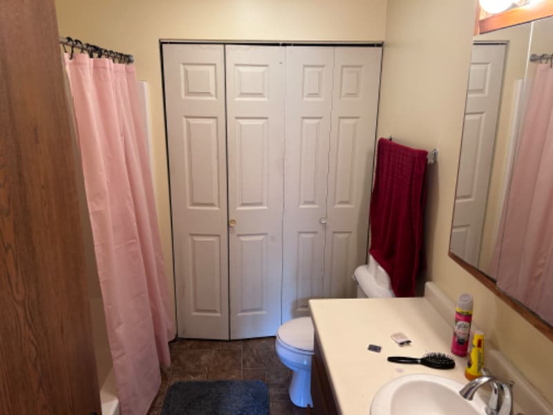 Building Photo - 263 Orrin St