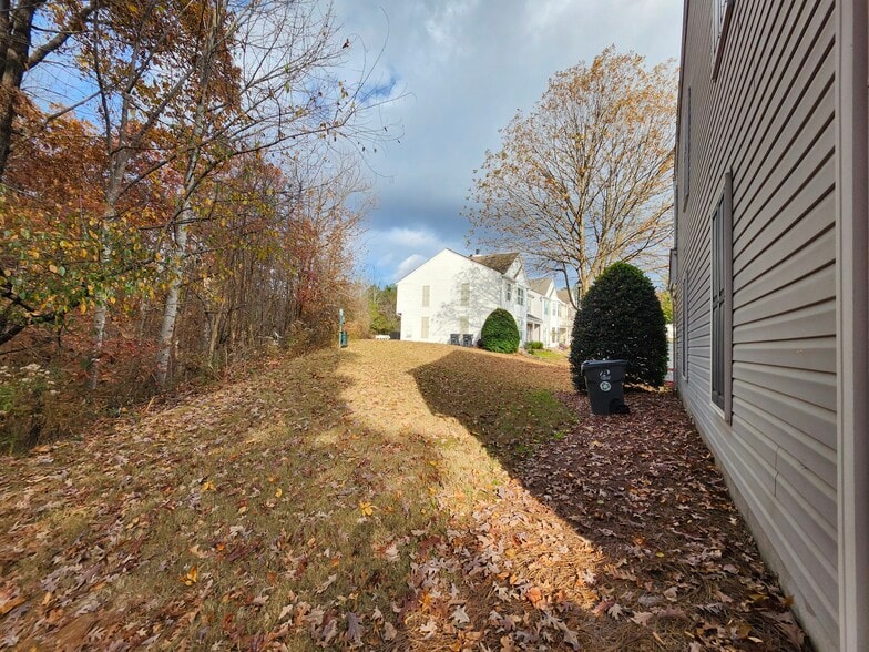 Building Photo - 1030 Prestwyck Ct