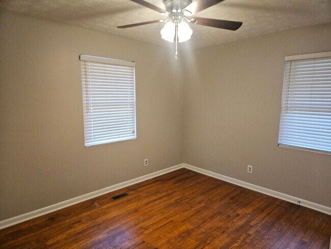 Building Photo - Perfect Smyrna Rancher