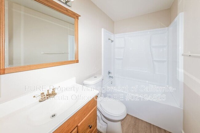 Building Photo - 209 Conifer Dr