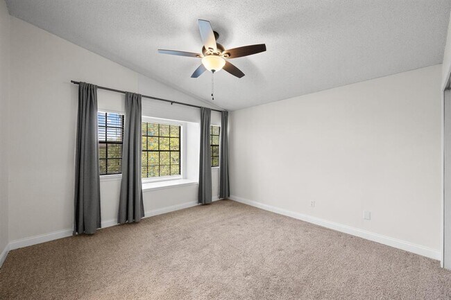 Building Photo - 4602 Tobago Cove