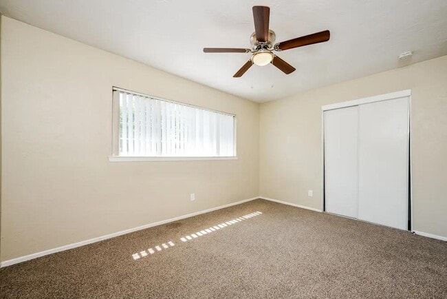 Building Photo - 23904 Rotunda Rd