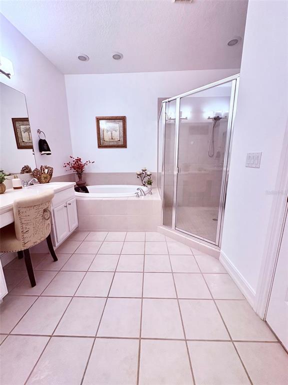 Building Photo - 10432 La Mirage Ct