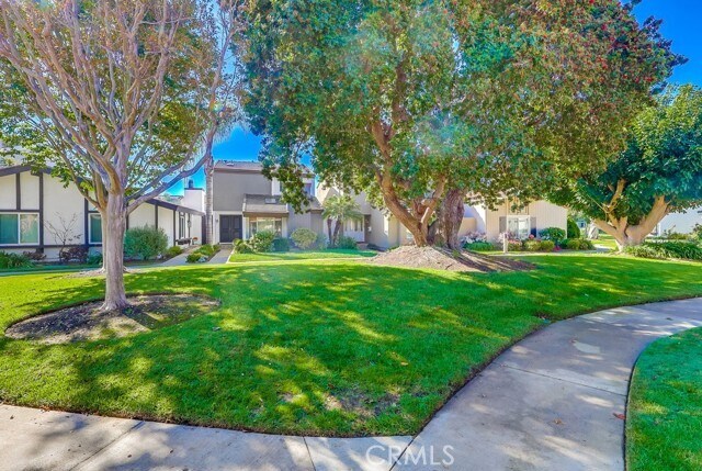 Building Photo - 7030 Seawind Dr