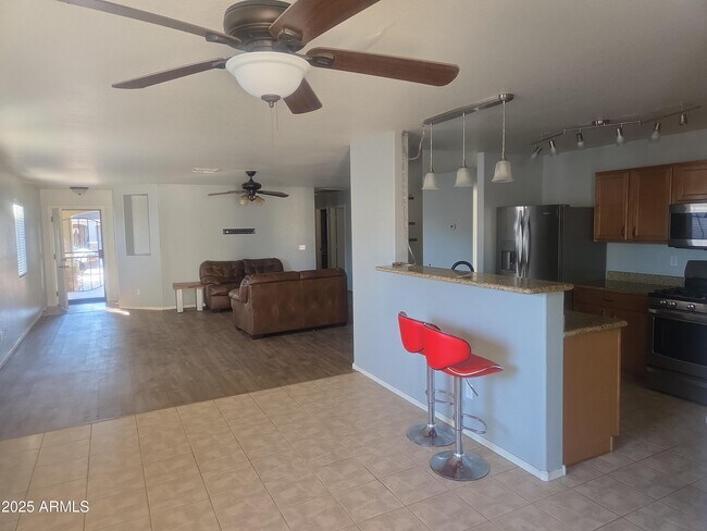 Building Photo - 1958 E Renegade Trail