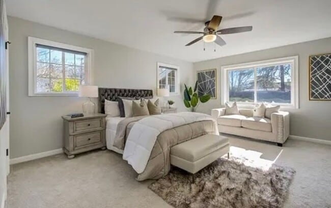 Building Photo - Spacious Single Family Home