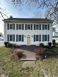 Building Photo - 1284 S Bay Rd