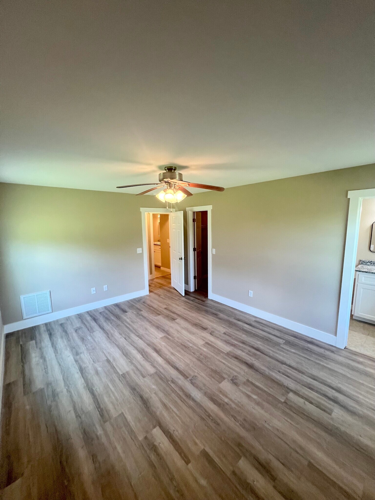 Primary Bedroom - 505 Clear Creek Rd
