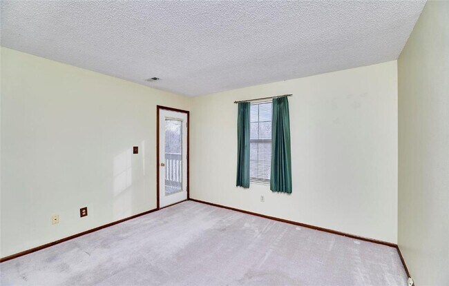 Building Photo - 2304 Yellowstone Park Ct