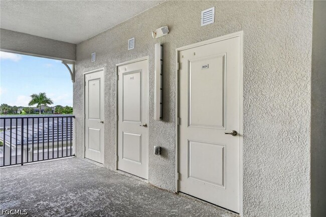 Building Photo - 5479 Double Eagle Cir