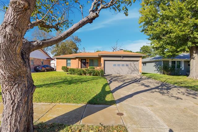 Building Photo - 8739 Ukiah Dr