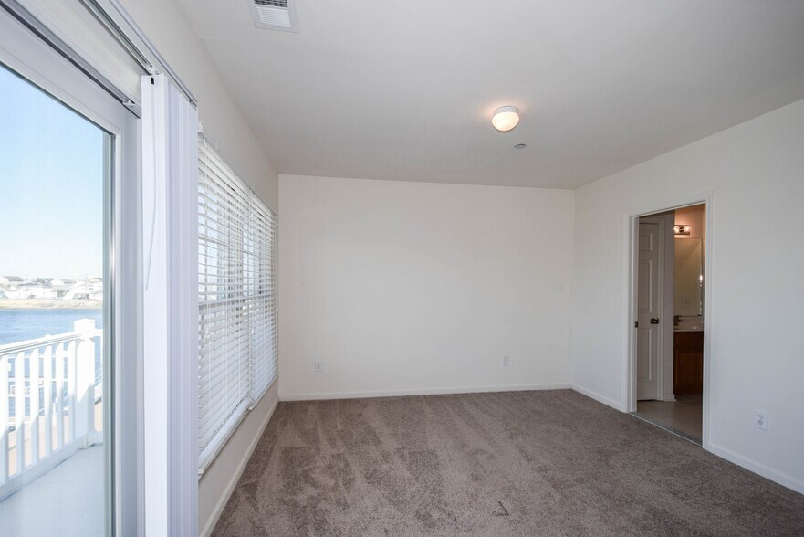 Building Photo - 67 Chelsea Ct