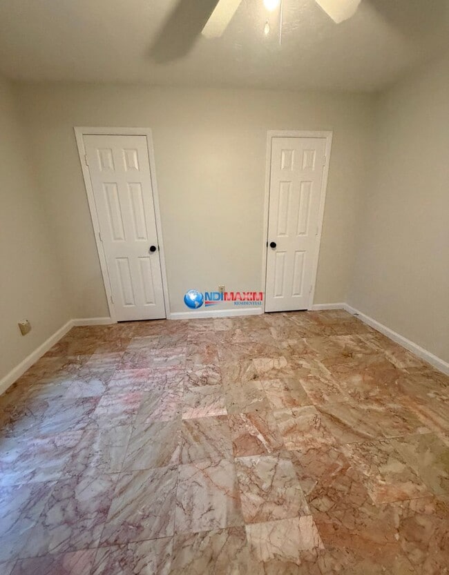 Building Photo - Renovated 4-bedroom house in Norcross