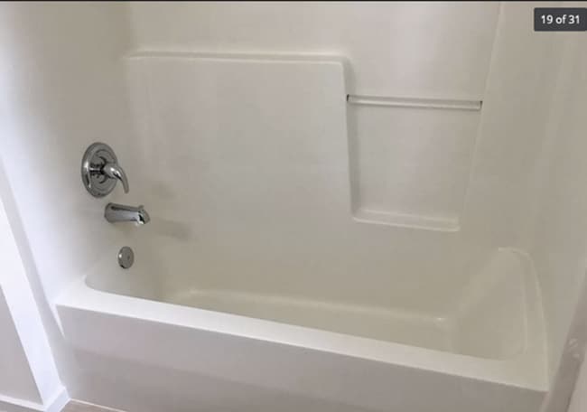 Building Photo - $500 OFF First 2 Months – Spacious 4BR/3BA Home with Fenced Yard & 2-Car Garage in Tigard!