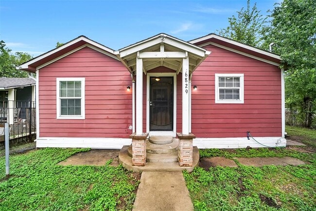 Building Photo - 6829 Madrid St