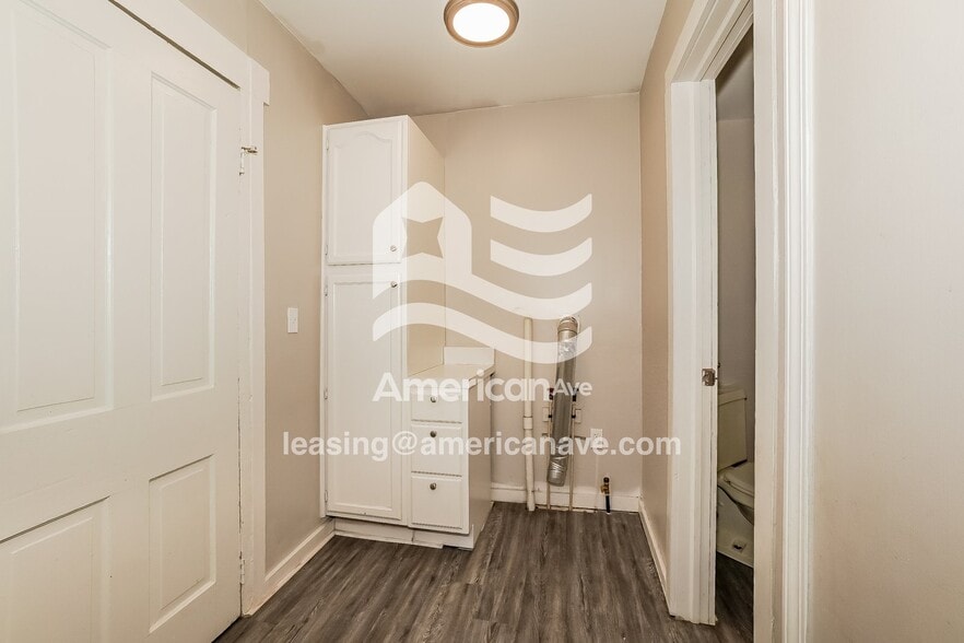 Building Photo - 691 Wooster Road North