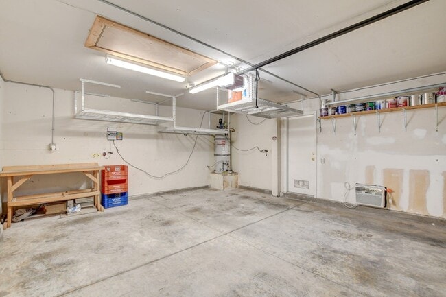 Building Photo - Gorgeous 4 Bedroom, 2 Story Home with a Beautiful Pool in the Lakes!