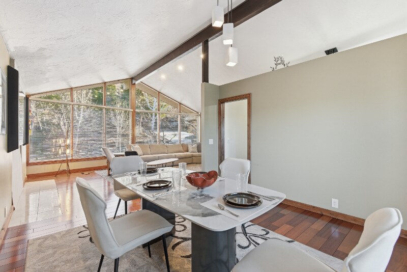 Building Photo - 8682 Alpen Cir