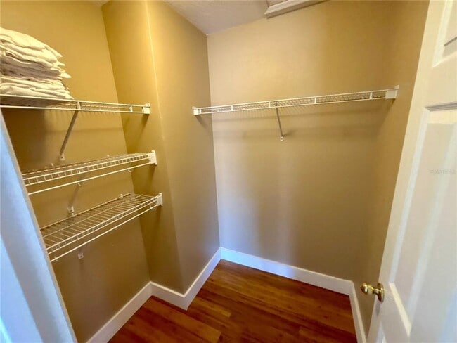 Building Photo - 10812 Tilston Point