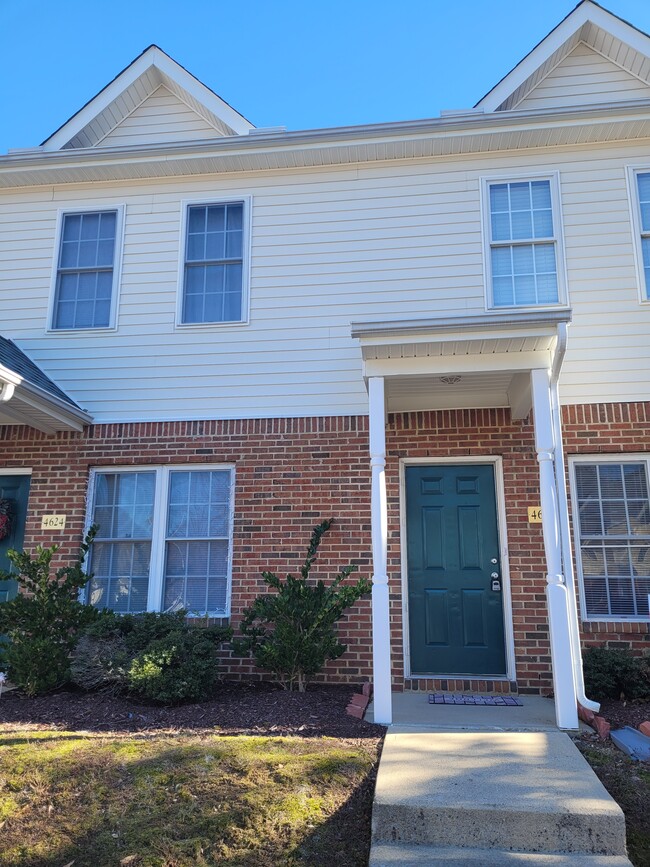 Building Photo - 4622 Punjab St