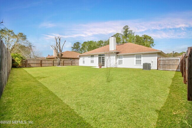 Building Photo - 4944 Greenland Hideaway Dr N