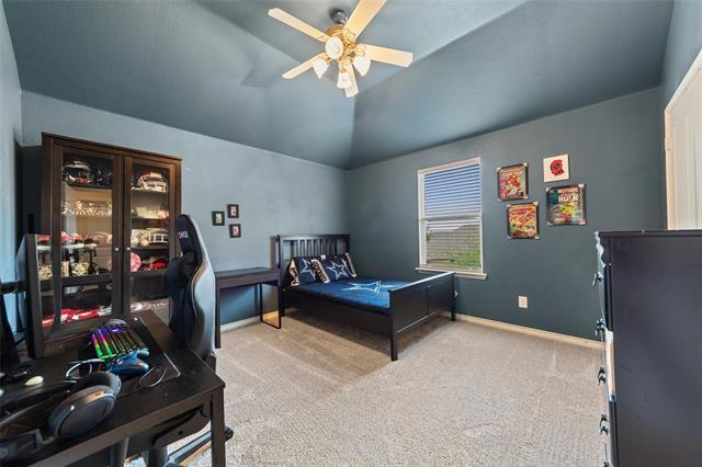 Building Photo - 10520 Canyon Lake View