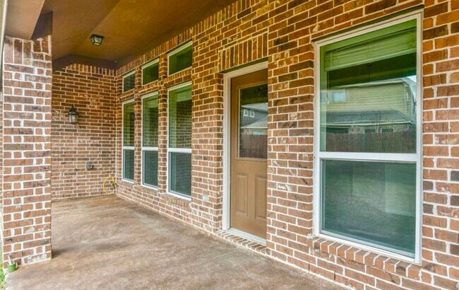 Building Photo - 23703 Early Maple Ct