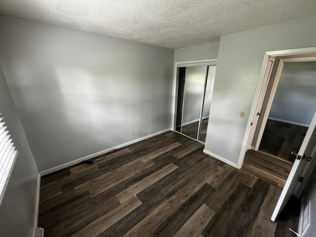 Building Photo - 3 Bedroom house in Bettendorf 2 Bath 1 car attached garage with walkout basement