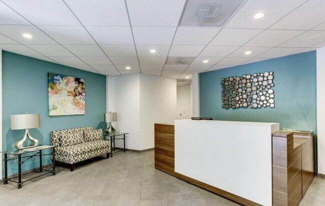 Building Photo - 3 Washington Cir NW