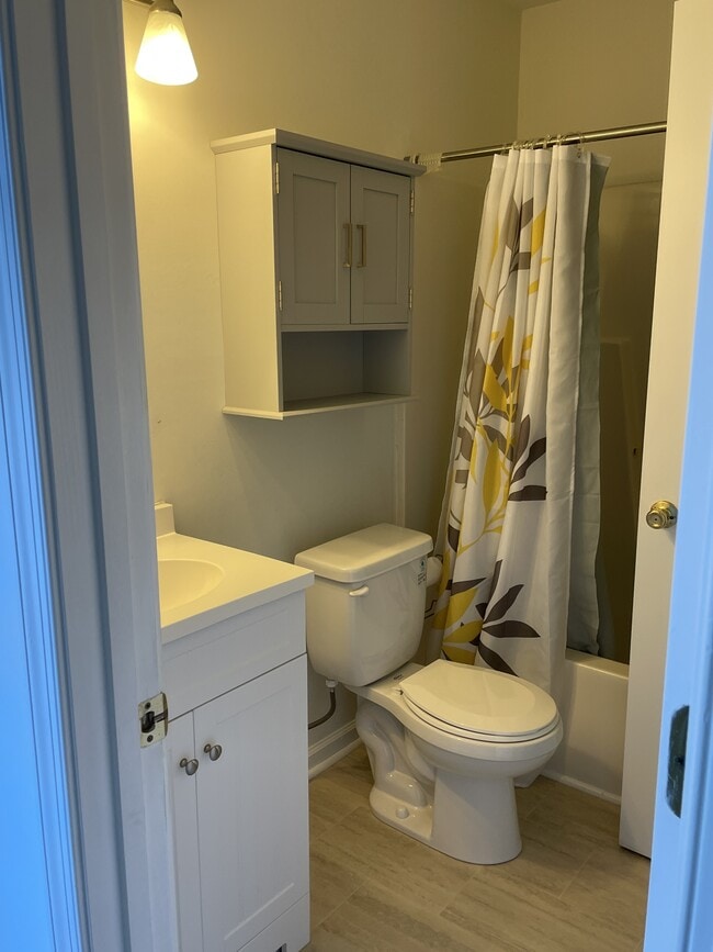 Building Photo - 1224 Corkwood Cir