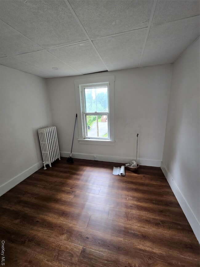 Building Photo - 469 1st St