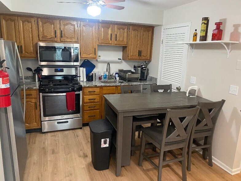 Kitchen w/newer Granite! - 105 Newark Pompton Tpke