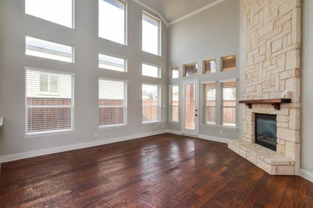 Building Photo - 9750 Candlewood Dr