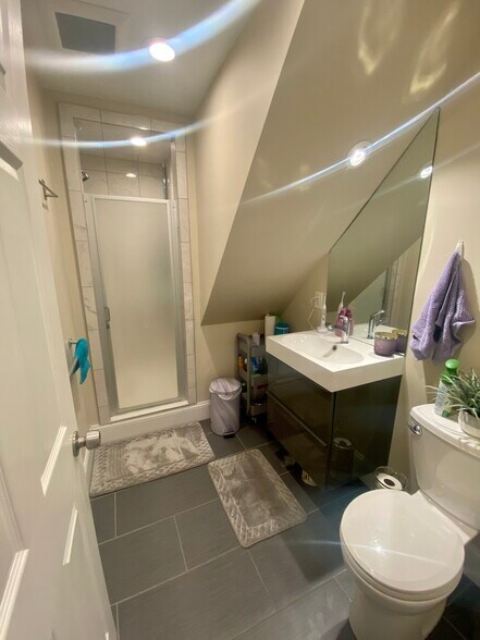 Building Photo - 18 Chandler St