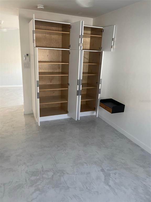 Building Photo - 224 6th Ave N