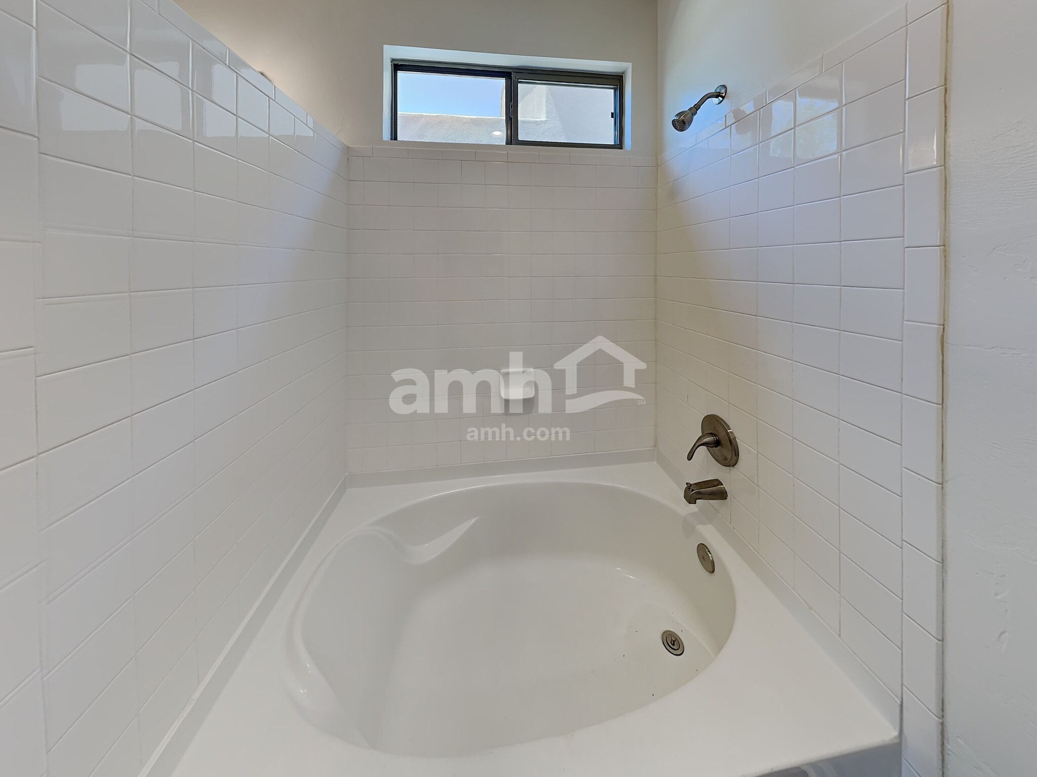 Building Photo - 10483 E Rita Ranch Crossing Cir