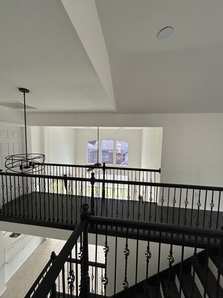 Building Photo - 412 Cypress Hill Dr