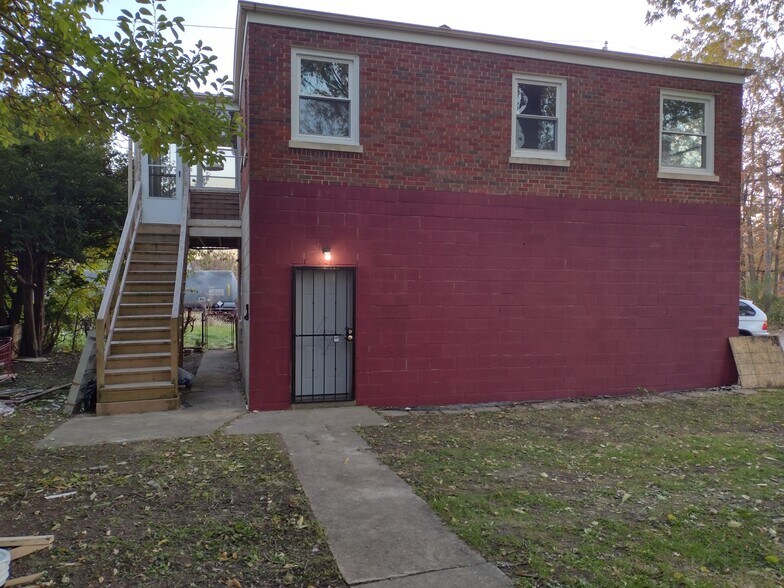 Building Photo - 48 W 21st St