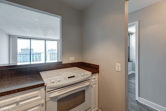 Building Photo - 3660 N Lake Shore Dr