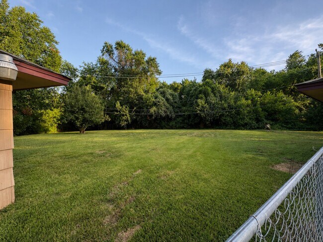Building Photo - 5522 Nassau Rd