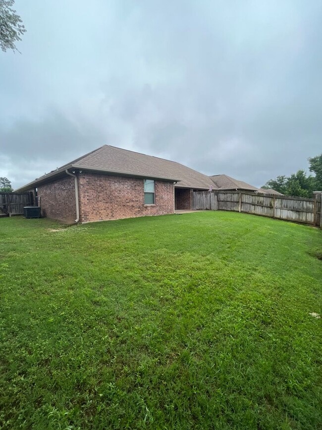 Building Photo - Stonebridge Villas #4011