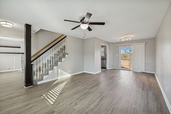 Building Photo - 342 Brook Mead Dr