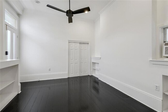 Building Photo - 1625 Second Street Unit 2