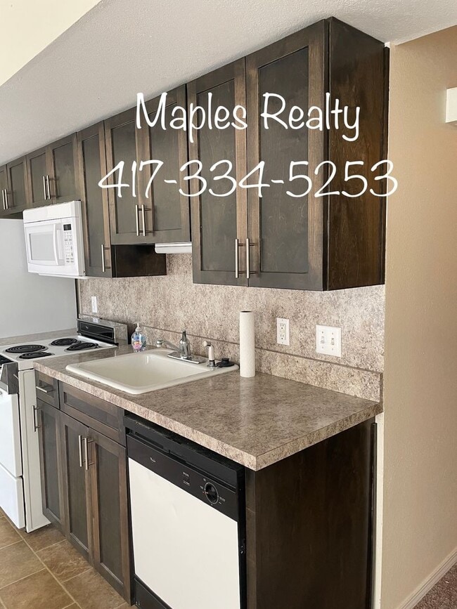 Building Photo - One Bedroom Garden Level Condo at Fall Creek Resort