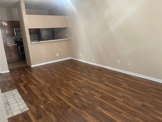 Building Photo - 2121 El Paseo St