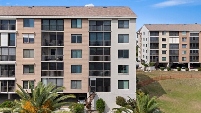 Building Photo - 4550 Bay Blvd