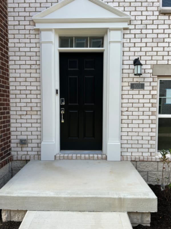 Building Photo - 9331 Somerford Dr