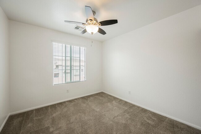 Building Photo - 3 bedroom - 2 story home located in 89141