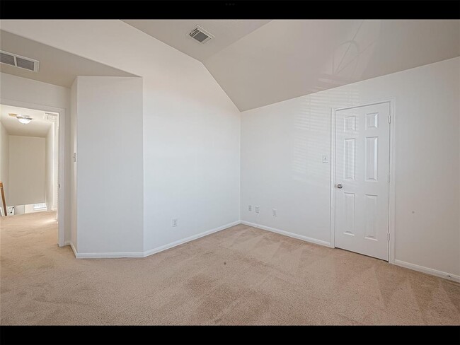 Building Photo - 10819 Waterfern Ct