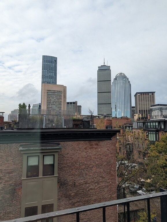 Building Photo - 509 Columbus Ave